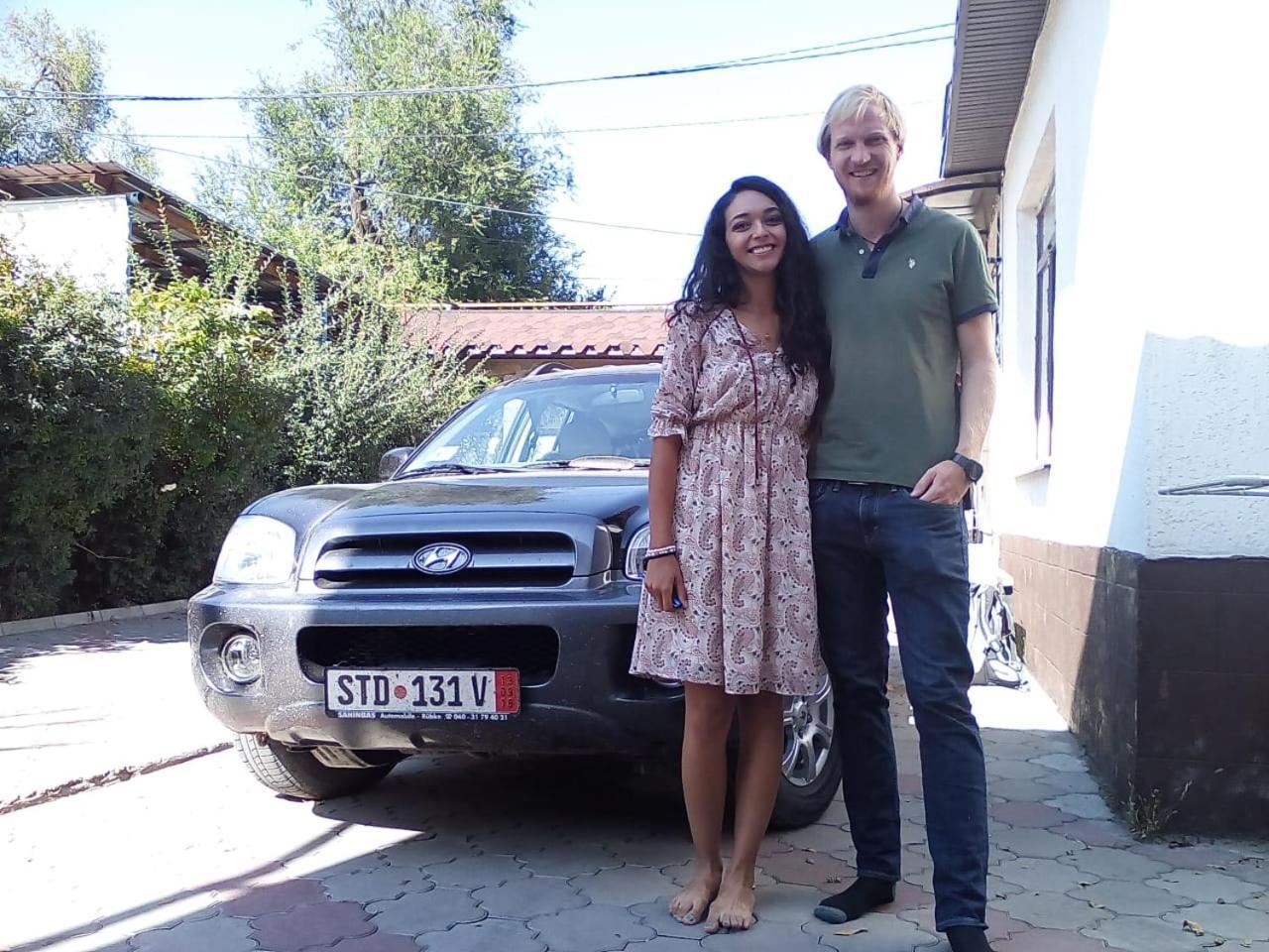 World Travelers Hostel Алма Ата Екстериор снимка