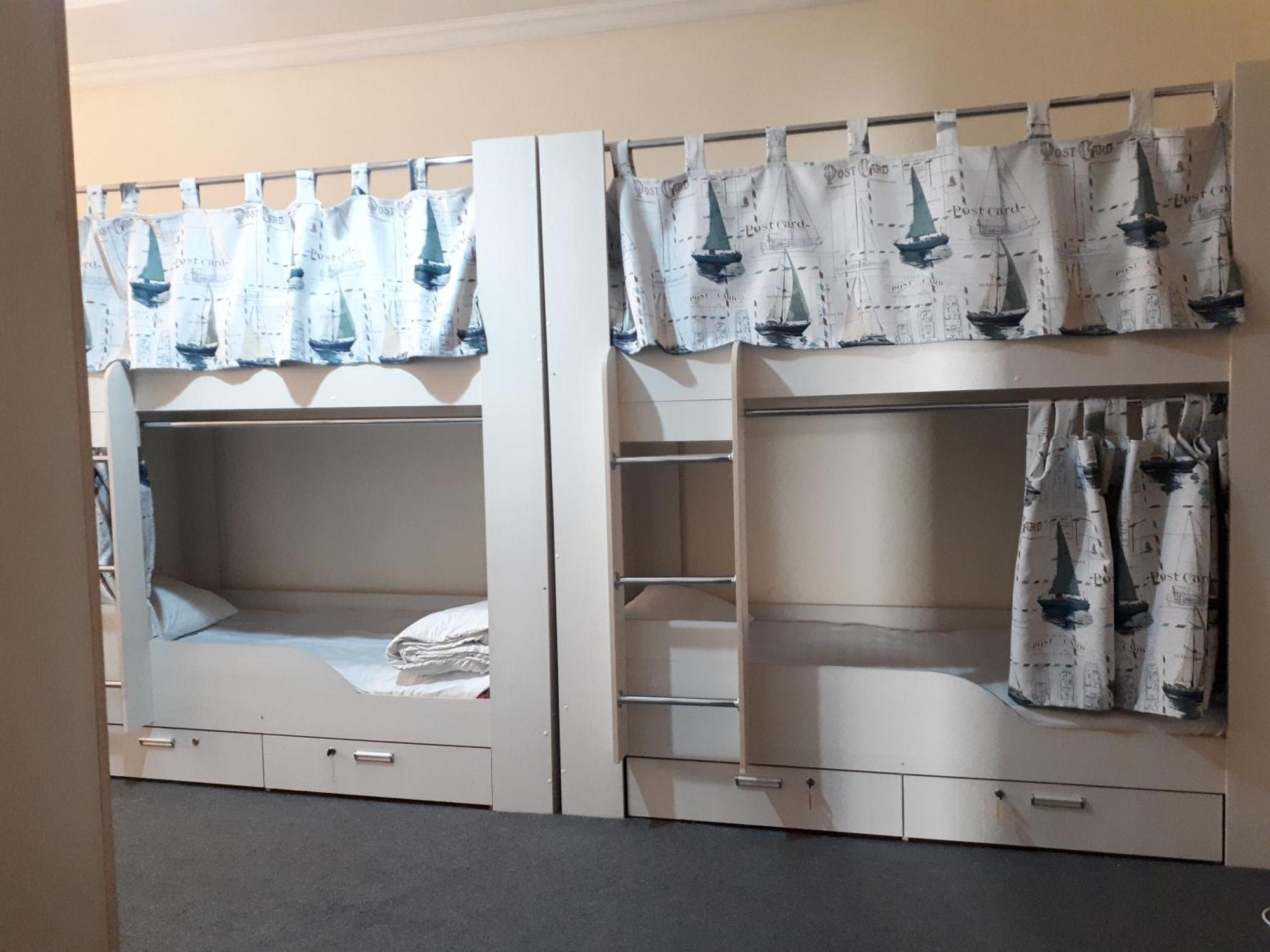 World Travelers Hostel Алма Ата Екстериор снимка