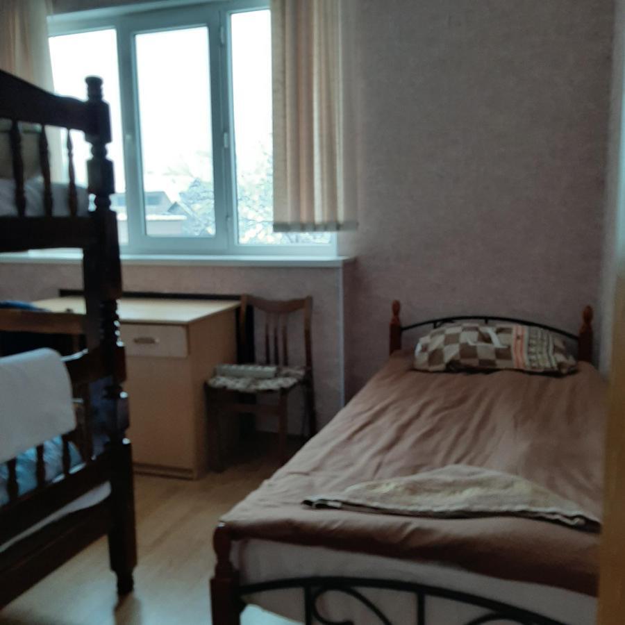 World Travelers Hostel Алма Ата Екстериор снимка